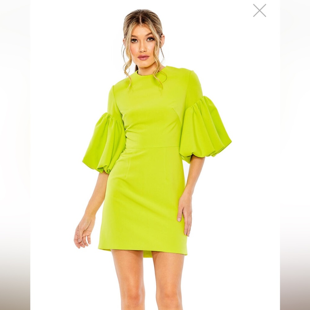 Ieena for Mac Duggal Chartreuse Bubble Sleeve Jewel Neckline Dress. Size 2. NWT.
